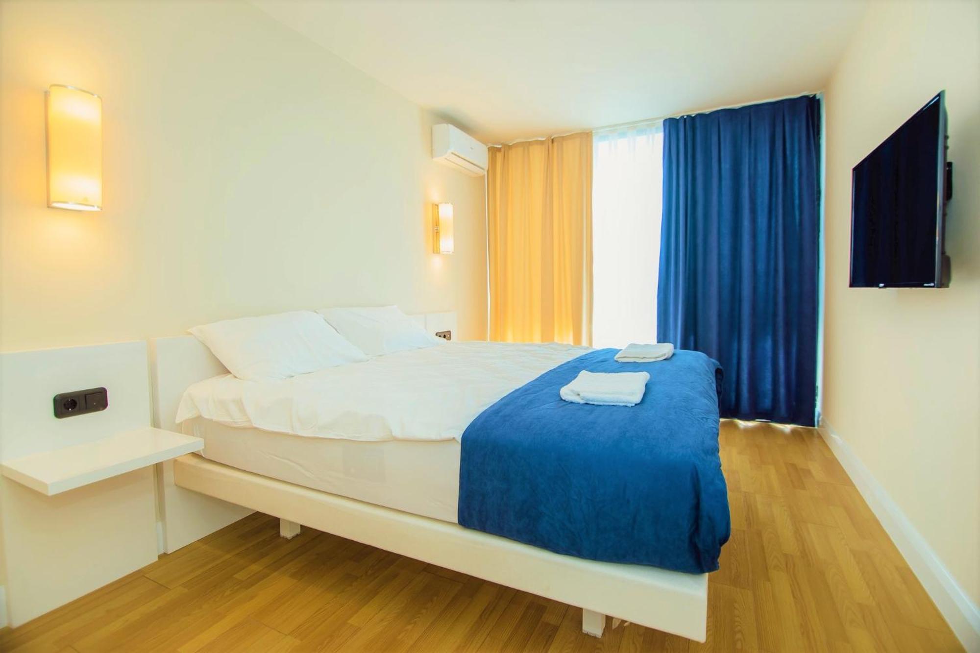 Elegance Sea View Aparthotel In Orbi City Батумі Екстер'єр фото
